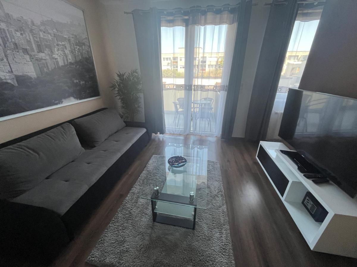 Mega Sale - Book Now - Corvin Royal Apartments Budapešť Exteriér fotografie